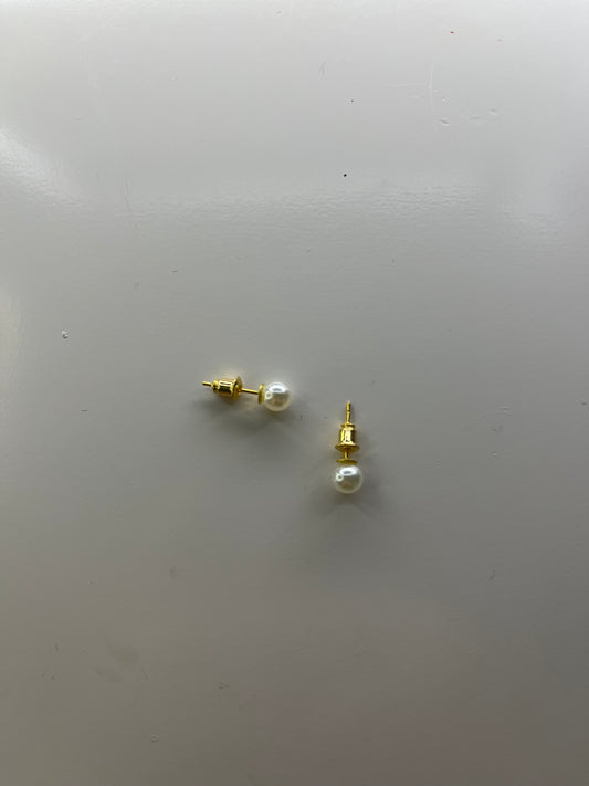pearl stud earrings