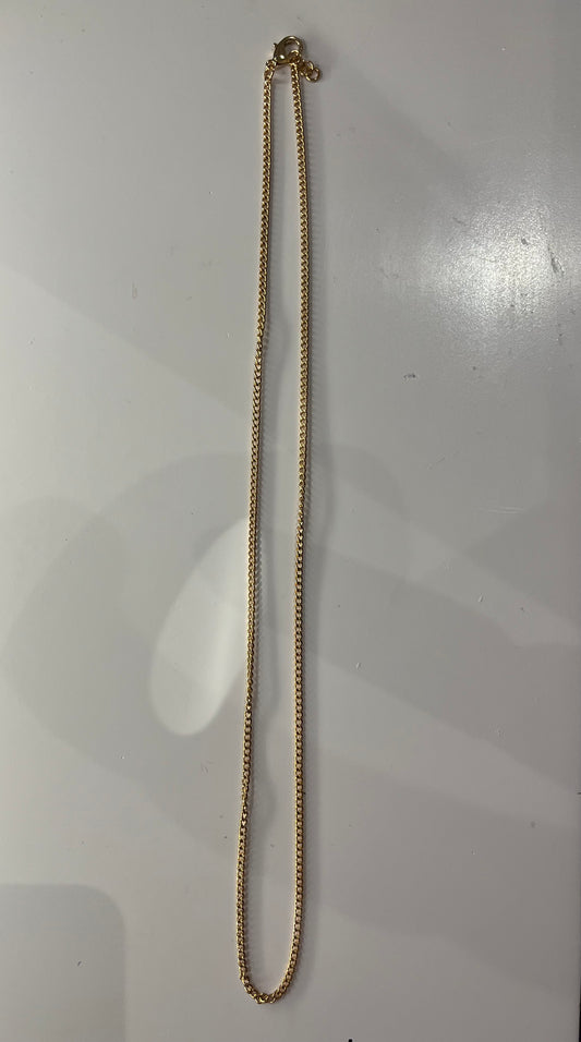 XLong chained necklace