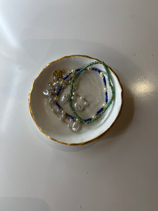 white jewlery dish